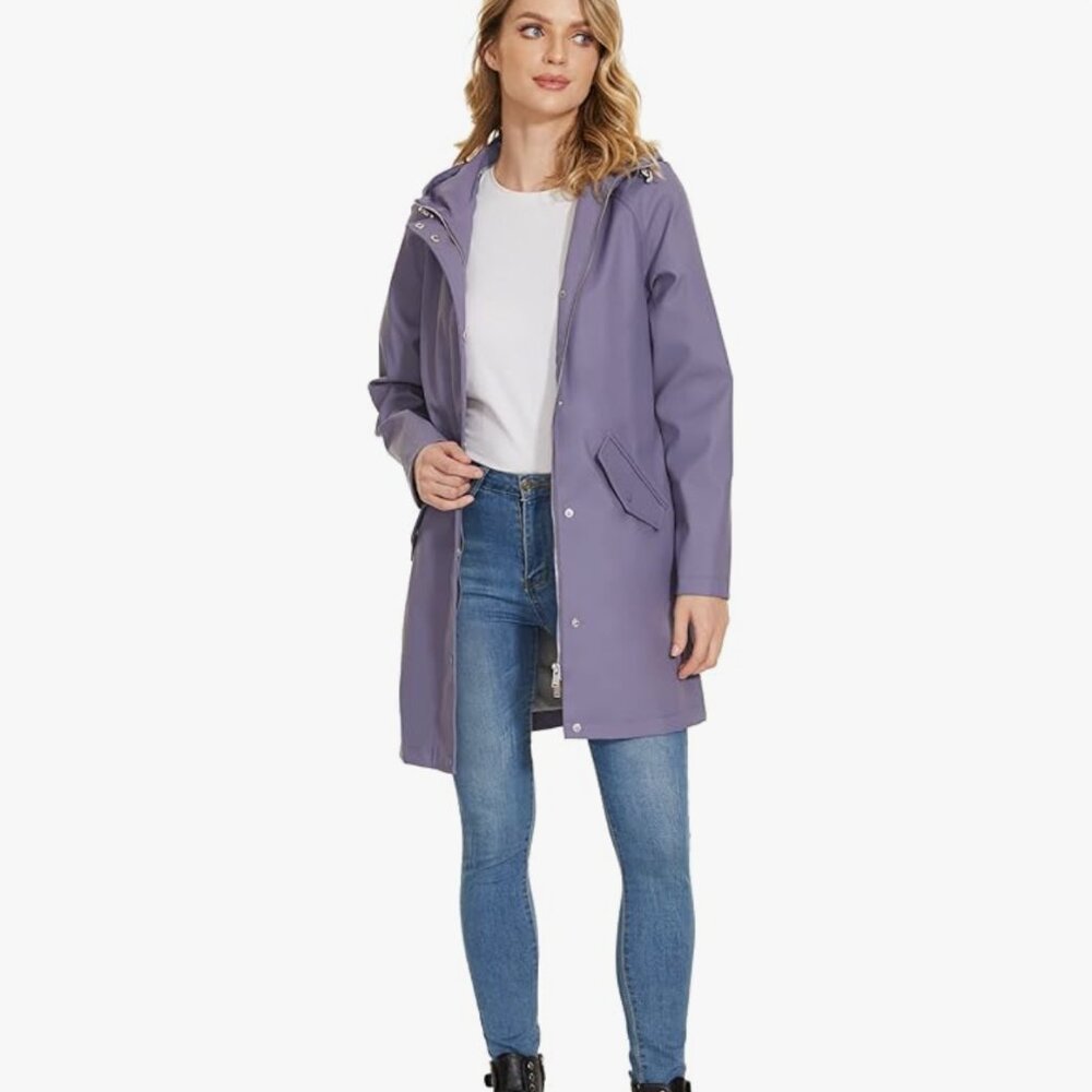 Hooded Purple Waterproof Rainjacket Size L